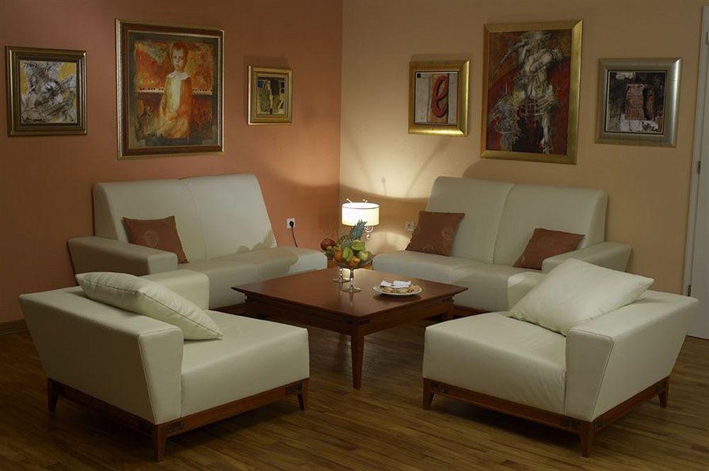 Elegans Brdo Hotel