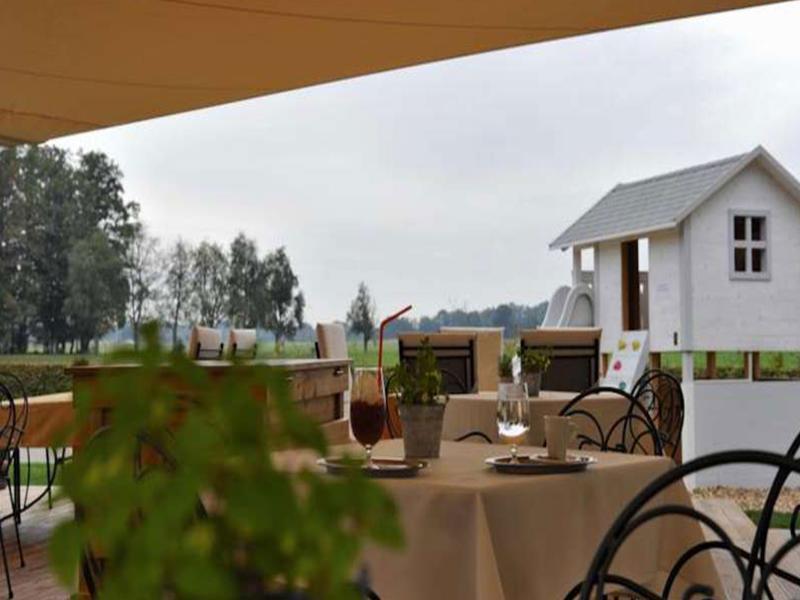Elegans Brdo Hotel